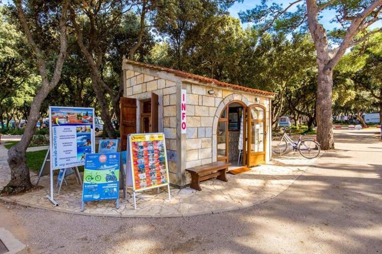 Mobile Home Mediteran Superior By The Pool In Caravan Park Strasko, נובליה מראה חיצוני תמונה